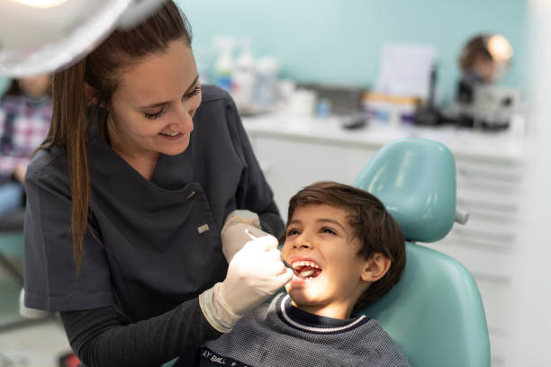 Best Emergency Tooth Extraction in Tyndall Af, FL